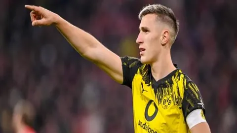 国乒女单半决赛：孙颖莎王曼昱争冠，梁靖崑王楚钦巅峰对决